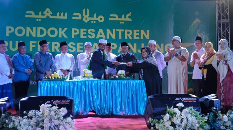 Milad ke 4 Ponpes Darul Fikri, Ini Harapan Bupati Kepulauan Meranti