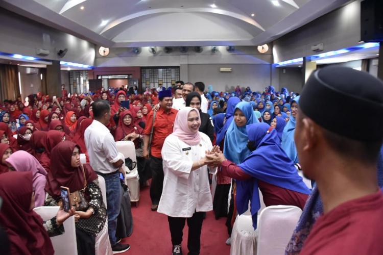 Kasmarni: Guru MDTA dan Madrasah Garda Terdepan Wujudkan Generasi Islami