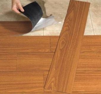 Pasang Vinyl Flooring Sendiri Bagi Pemula Dijamin Anti Gagal! Ikuti 8 Langkah Ini