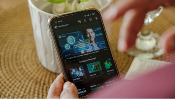 Harga Bitcoin Terjun Altcoin dan Memecoin Menguat, Sinyal Apa Bagi Pasar Kripto?