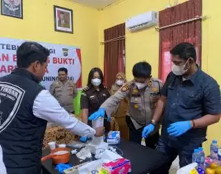 Polsek Tebingtinggi Musnahkan Barang Bukti Total 156,38 Gram Sabu