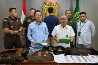 Raup Rp 4,5 Miliar dari Hasil Tipu-tipu, Jaksa Gadungan Ditangkap
