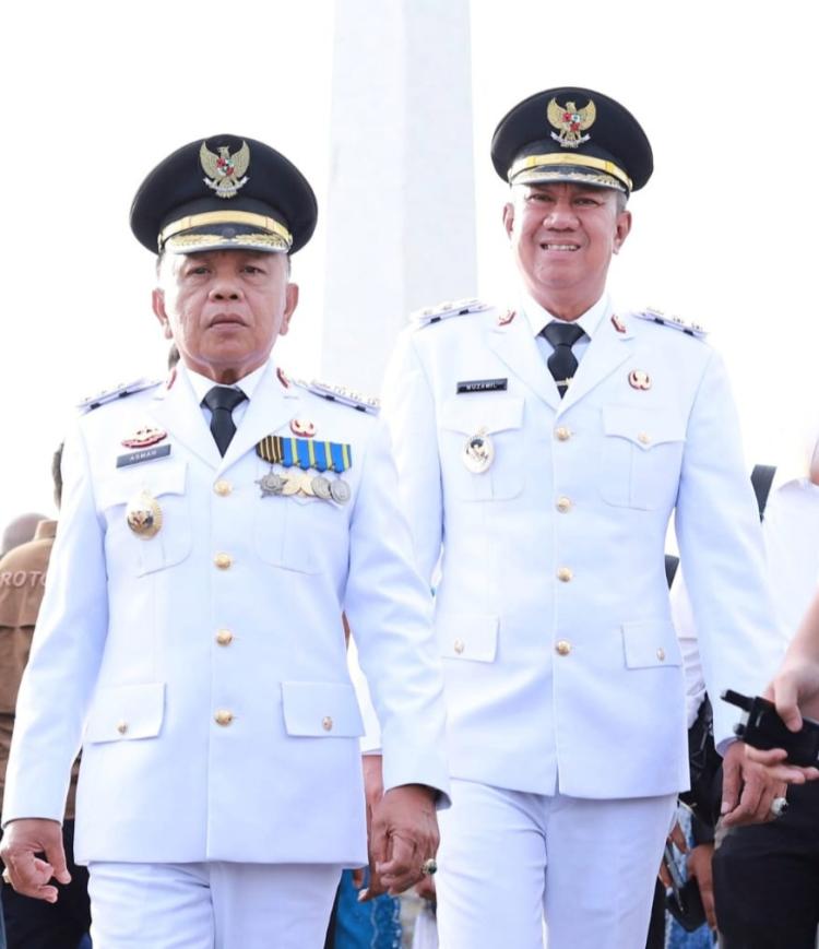 Sah! Kepala Negara Lantik Asmar-Muzamil Jadi Bupati dan Wabup Kepulauan Meranti