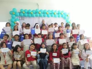 Perayaan 41 Tahun TBI Bangkitkan Bakat Muda Indonesia di Kompetisi Bahasa Inggris