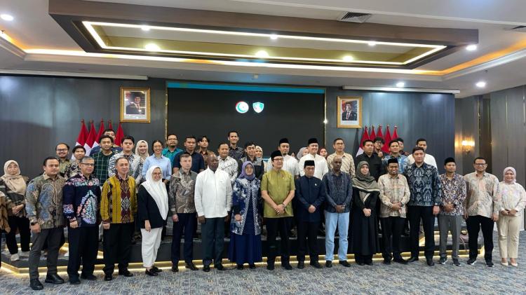 OIC Youth Indonesia Gelar Iftar Bersama Pemimpin, Diplomat, dan Visioner Muda