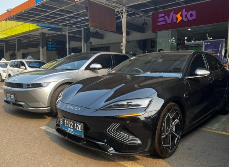 Pelanggan Puji Rental Mobil Listrik Evista, Proses Mudah dan Harga Terjangkau