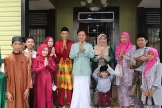 Lebaran 2025, Bupati dan Wakil Bupati Kepulauan Meranti Open House di Rumdis