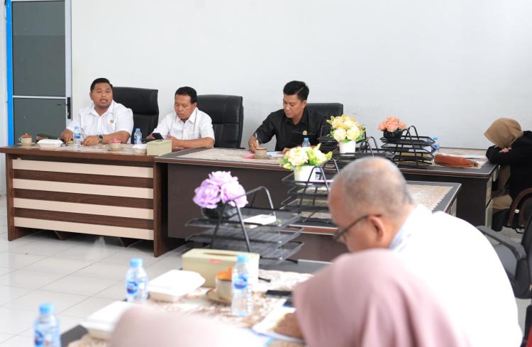 Komisi I DPRD Kepulauan Meranti Bahas Isu Kepegawaian di Rapat Kerja Bersama BKPSDM