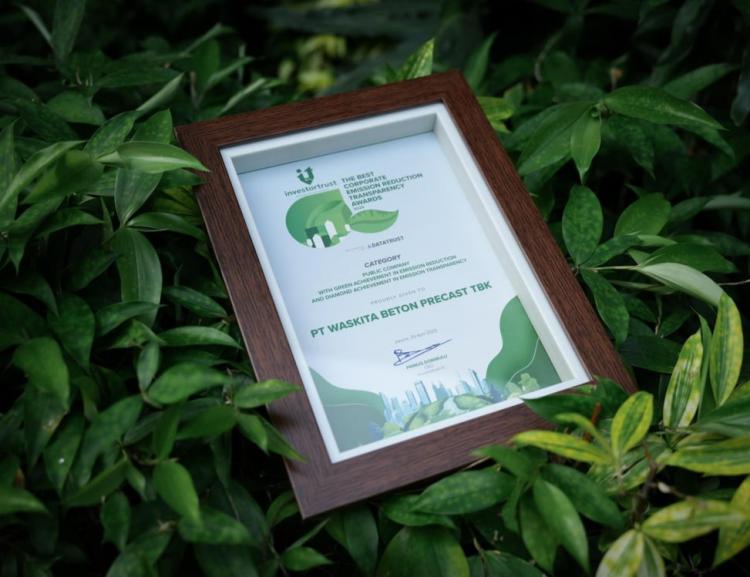 WSBP Terima Penghargaan The Best Corporate Emmision Reduction Transparency Awards 2025
