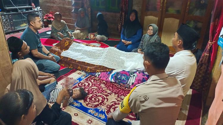 Duh Gusti! Seorang Petani Tewas Disambar Petir di Kuansing