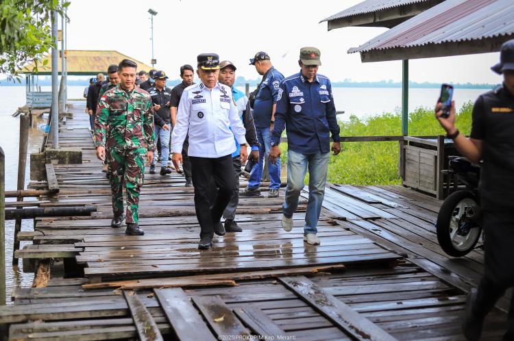 Lihat Infrastruktur Jalan dan Pelabuhan di Tiga Kecamatan, Ini Kata H Asmar