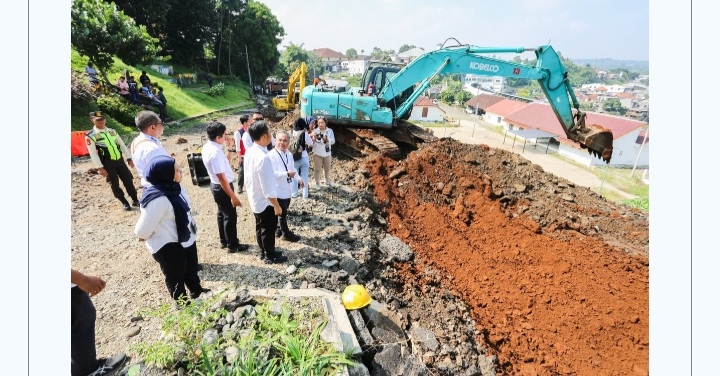 DJKA dan PT KAI Komitmen Tangani Dampak Bencana Alam Longsor Batu Tulis