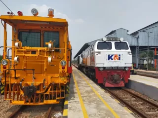 Kelola Lebih 1.200 Perjalanan KA Per Hari, KAI Daop 1 Jakarta Maksimalkan Perawatan Sarana dan Prasarana