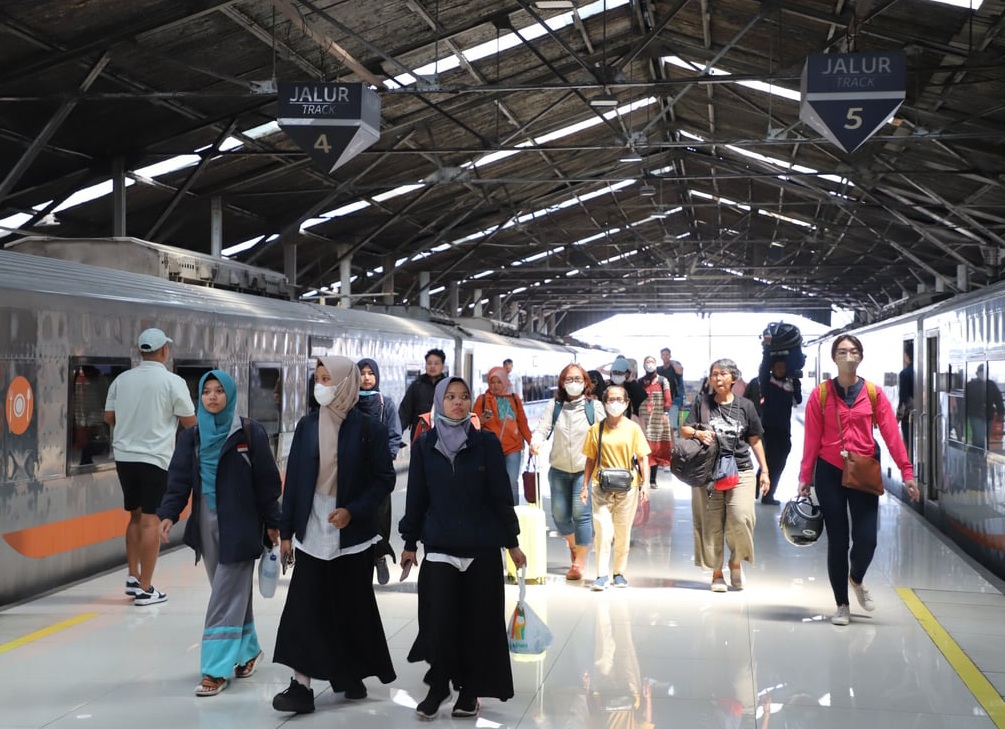 Antusiasme Liburan TBI, Okupansi Kereta Tembus Lebih dari 130 Persen Dua Hari Pertama