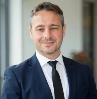 CEO SUITE Umumkan Penunjukan Paul MacAndrew CEO di Era Transformasi dan Ekspansi Global