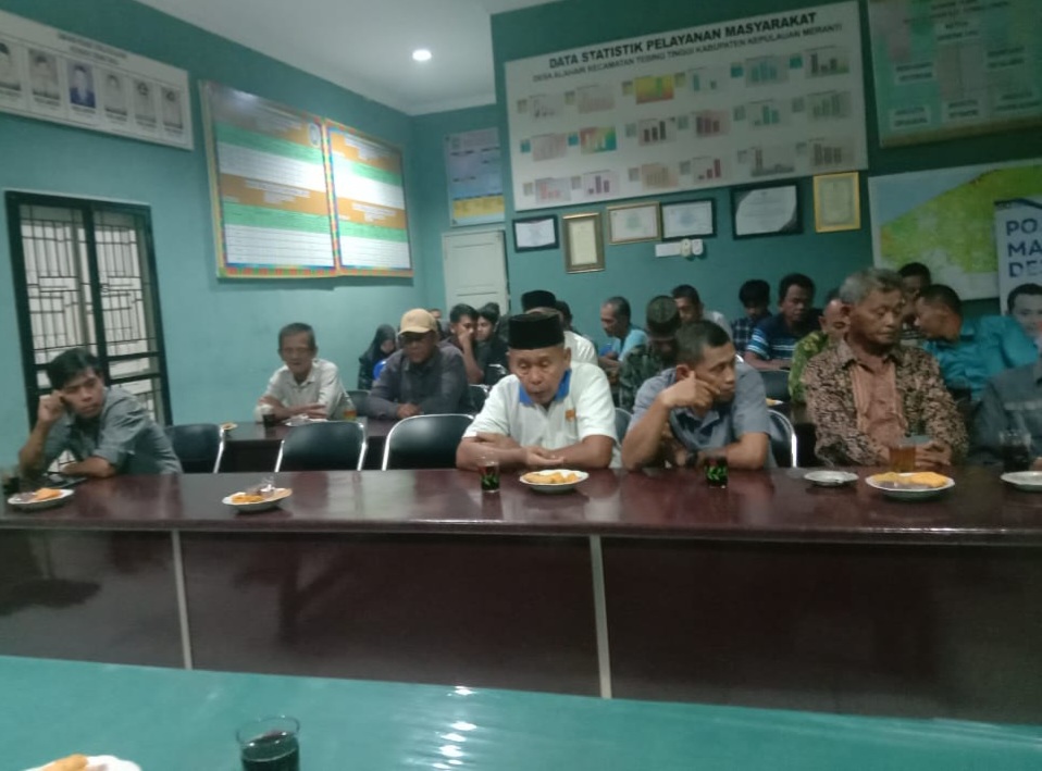 Pj Kades Alahair Pimpin Rapat Pembentukan Panitia HUT RI ke 80 2025