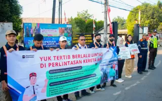Satu Langkah Disiplin, Satu Nyawa Terselamatkan, KAI Daop 1 Seru Masyarakat Taat di Perlintasan Sebidang