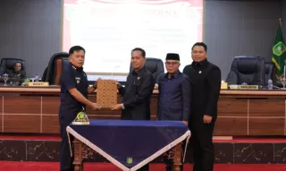 Sah! DPRD Ketuk Palu APBD Perubahan 2025 Kepulauan Meranti Rp1.217 Triliun