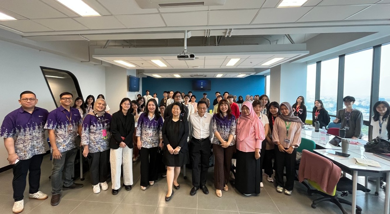 Bersinergi dengan Konsulat Jenderal Singapura, Binus @Medan Perluas Akses Binusian
