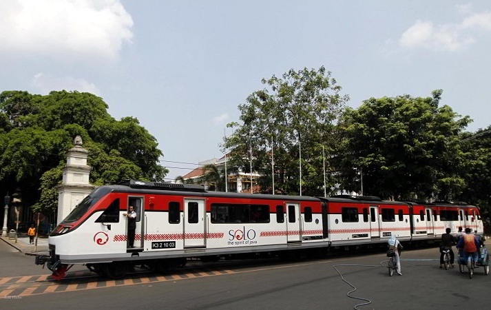 Dari Solo ke Wonogiri, KA Lokal Batara Kresna Hadirkan Perjalanan Santai Tarif Terjangkau