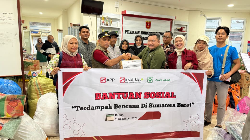 Bencana Alam Sumatera, PT Arara Abadi dan PT Indah Kiat Salurkan Bantuan ke Sumbar