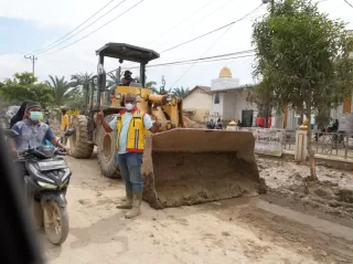 Kementerian PU Telah Kerahkan 1.709 Unit Alat Berat ke Aceh, Sumut dan Sumbar
