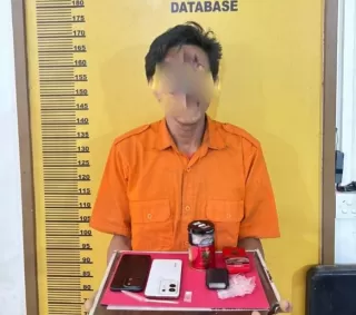 Terjerat Kasus Sabu, Oknum PNS Inhu Diborgol Polisi