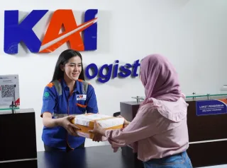 KAI Logistik Kantongi Sertifikasi Halal di Tiga Titik Distribusi Utama Retail