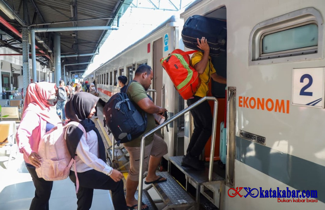 Sambut Libur Panjang, KAI Daop 1 Jakarta Tambah Sembilan Perjalanan Kereta Api Jarak Jauh