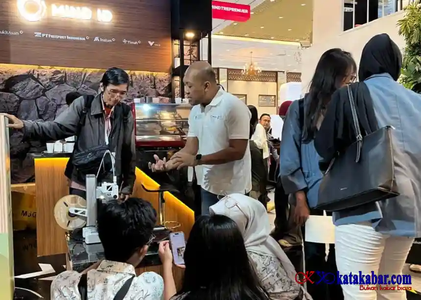 Penasaran Lihat Maggot, Booth MINERALive MIND ID Inspirasi Ekonomi Sirkular di Invirotech 2026