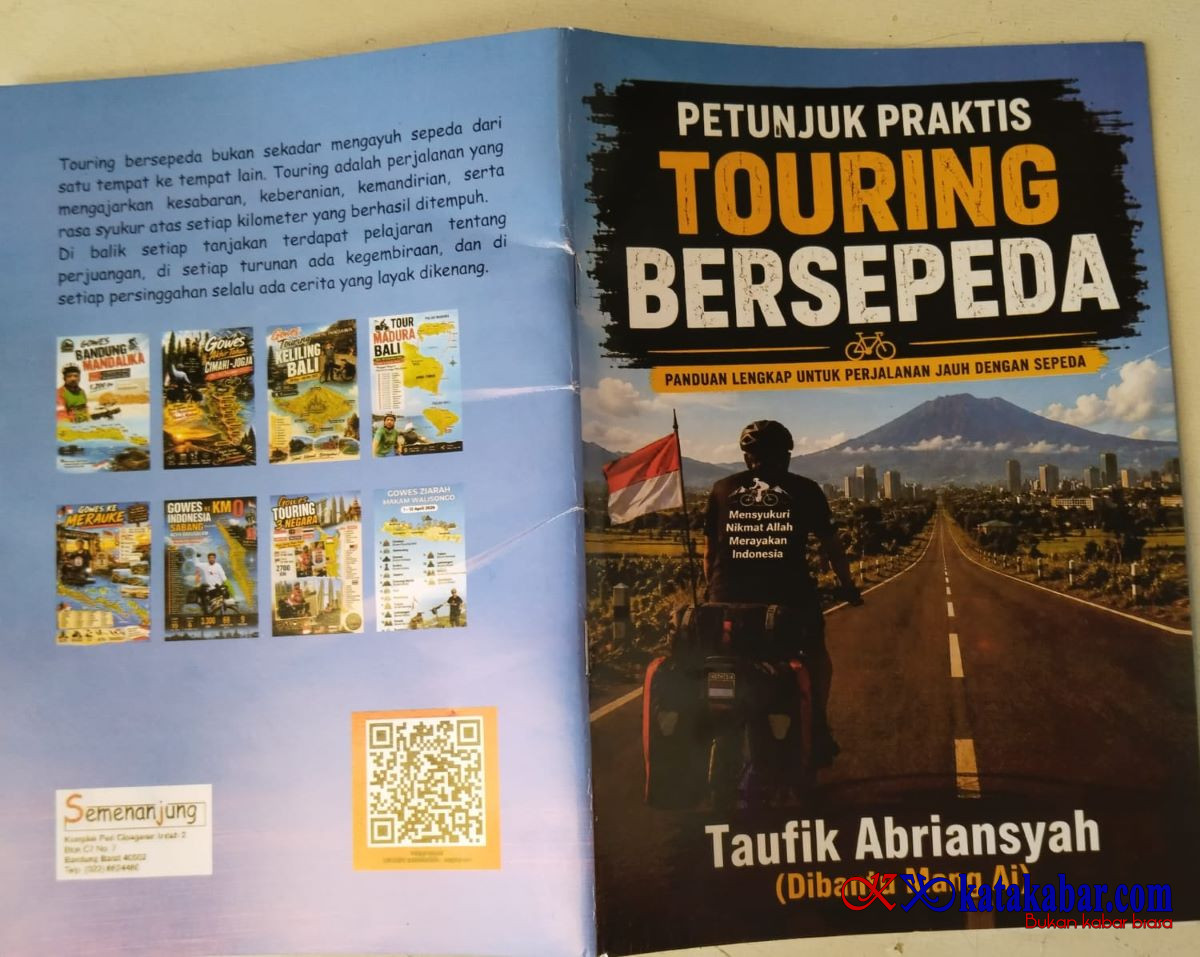 Resensi Buku : Ketika Sepeda Menjadi Guru Perjalanan