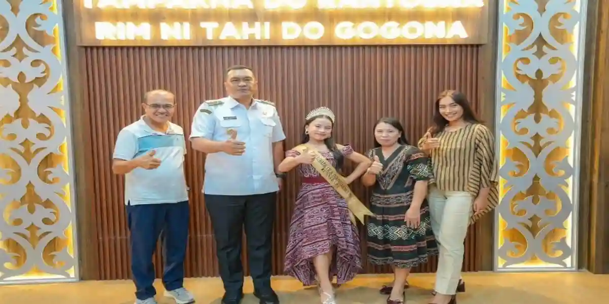 Elora Sibarani Wakili Sumut di Ajang Nasional, Ini Pesan Khusus Bupati Toba Soal Ulos