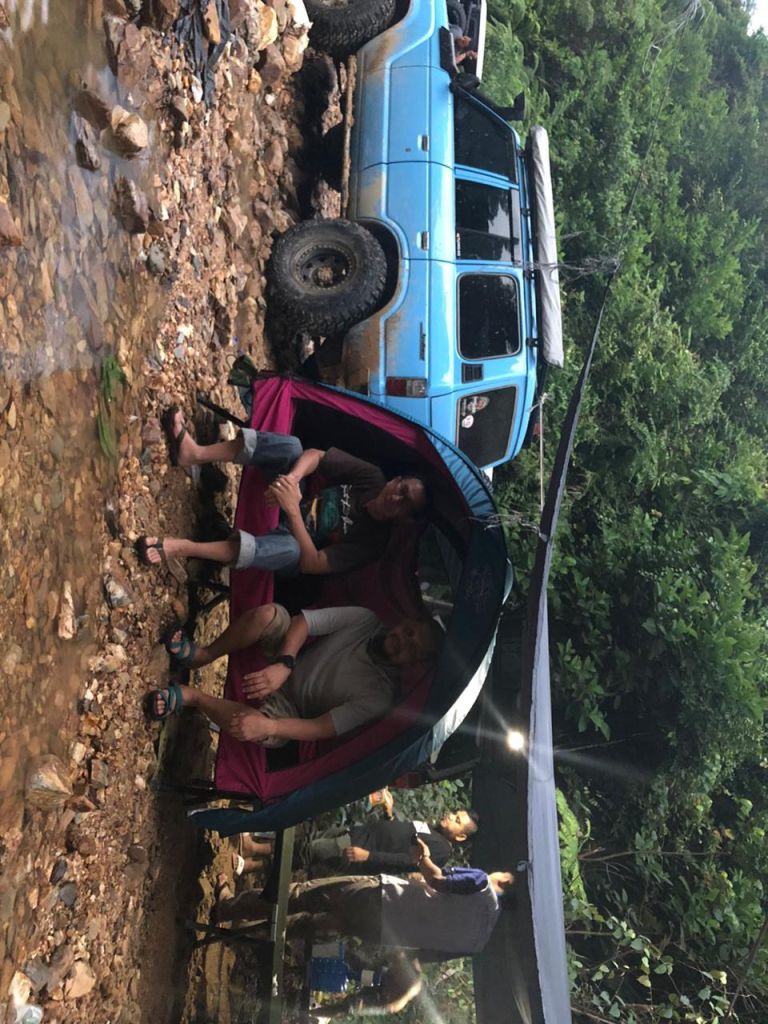 Membelah Alam dan Khitan Massal di Pedalaman Kampar