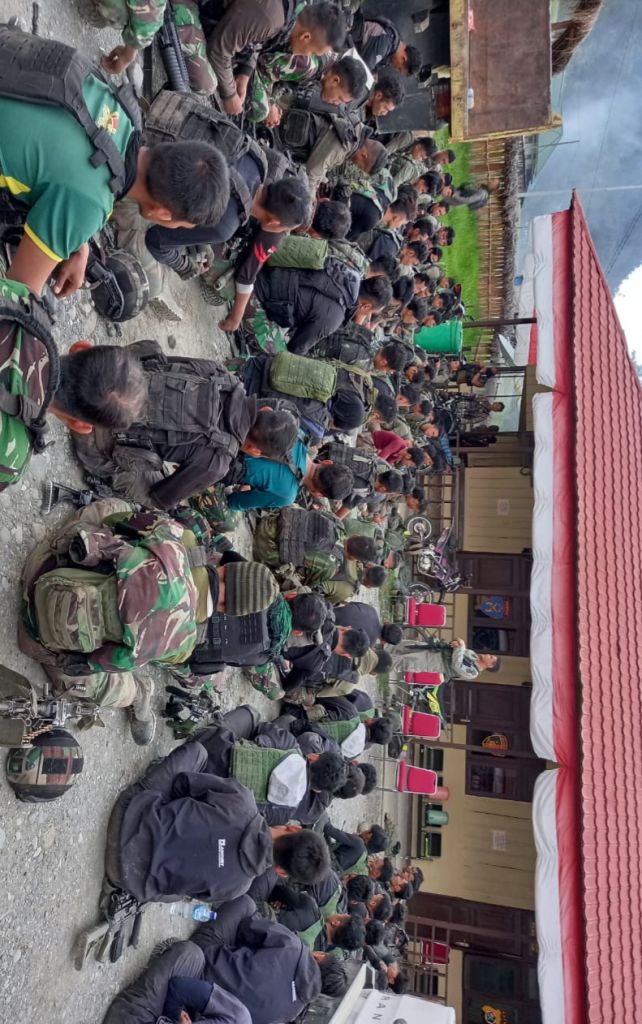Kontak Tembak TNI-POLRI dan Kelompok Teroris Lekagak, Dua Orang KKB Tewas