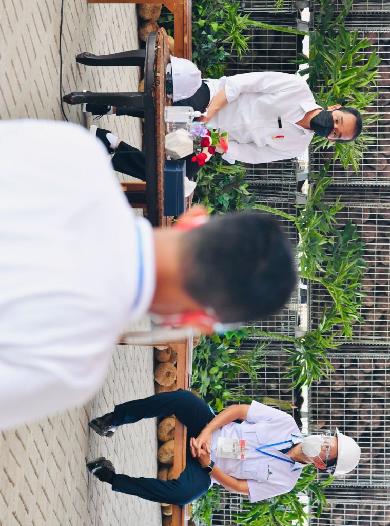 Petani Milenial Curhat Tentang Prospek Bertani Porang Saat Bertemu Presiden RI