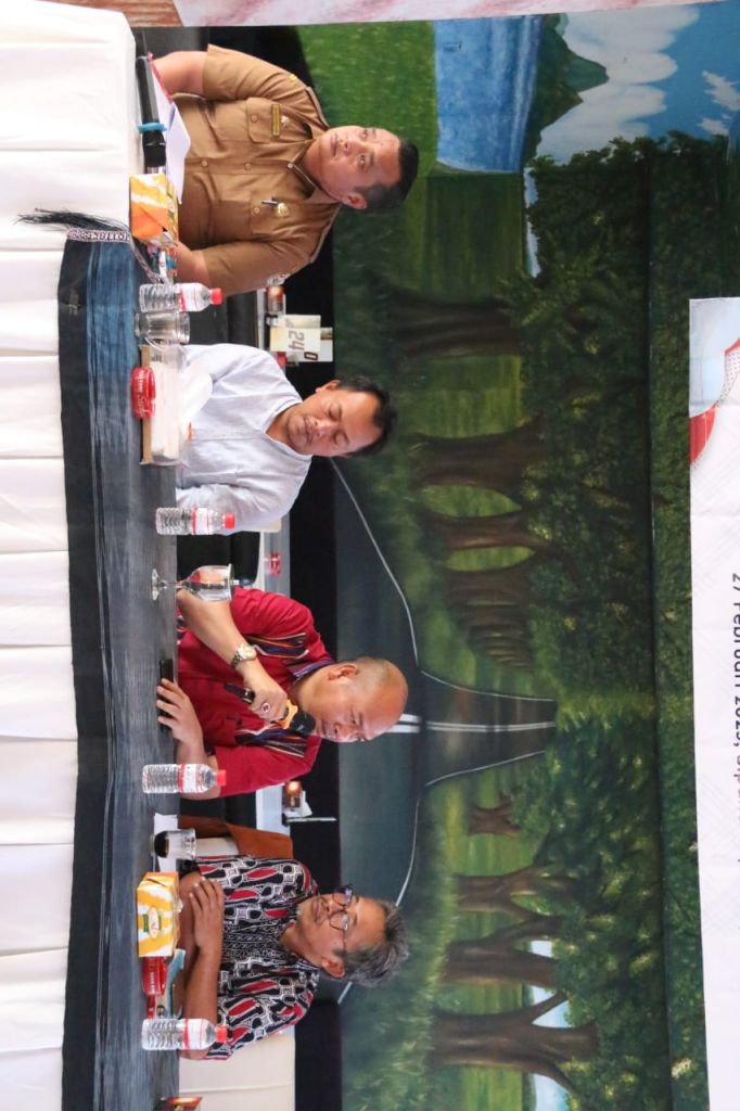 Bupati Taput Pimpin Rapat Persiapan Verifikasi dan Validasi Masyarakat Hukum Adat